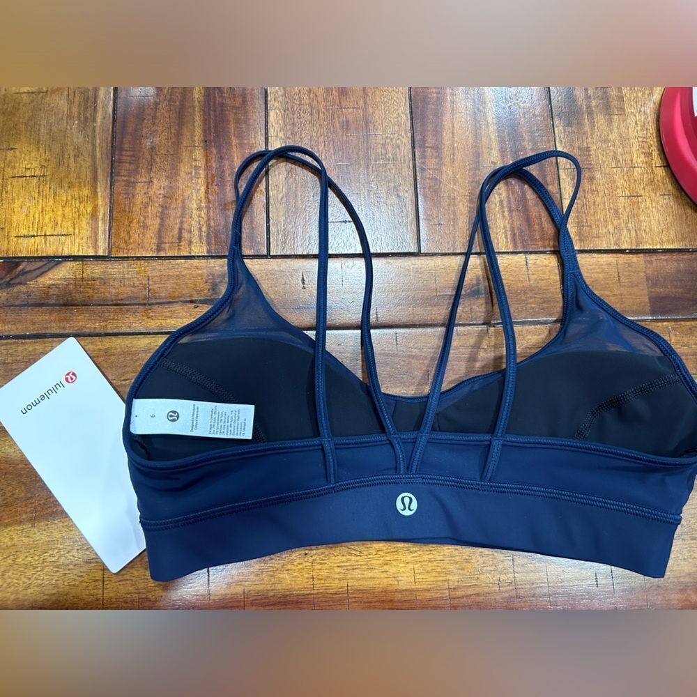New Lululemon Bra - Picture 2 of 2